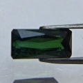 Bild 1 von 1.77 ct. Unbehandelter grüner 9.7 x 4.6 mm Mosambik Turmalin