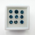 2.77 ct. 9 Stück runde 4.0 - 4.5 mm London Blue Topas Edelsteine