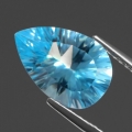 3.80 ct. VVS!  12 x 8.2 mm Brasilien Sky Blue Topas mit Concave Schliff