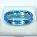 26.99 ct. Augenreiner ovaler 26.4 x 13.4 mm Brasilien Swiss Blue Topas